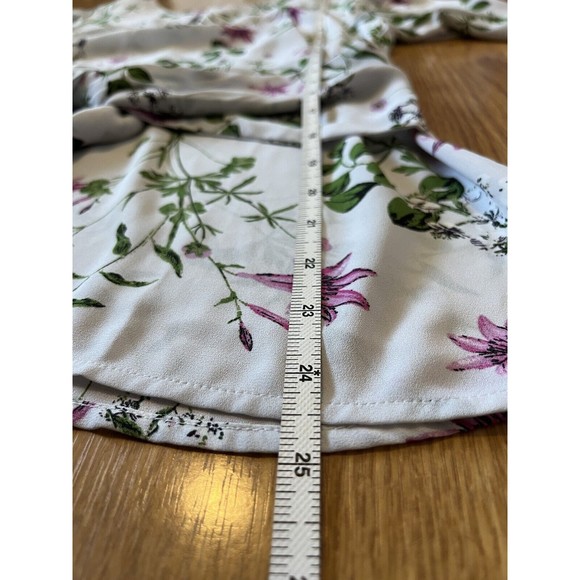 Ann Taylor White Floral Print Tie Front Key Hole Short Sleeve Blouse Siz… - Picture 8 of 9